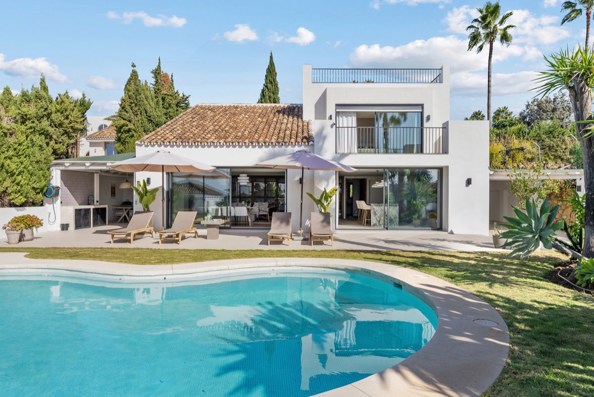 Villa Vanessa, photograph 1 of 31